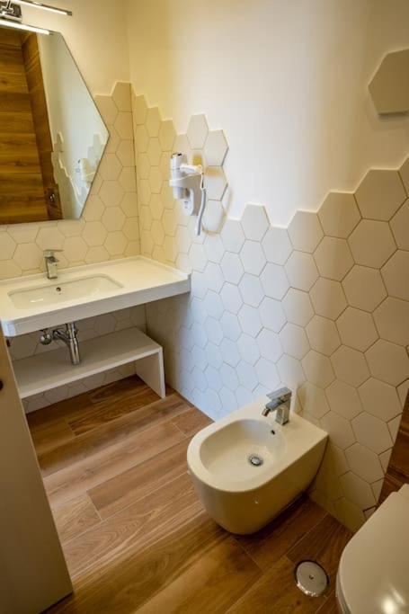 Aquamar Bed And Breakfast Crotone Exterior photo